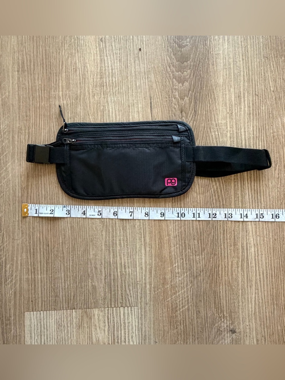 Black Travel Waist Pack — Compact Hands-Free Belt Bag
